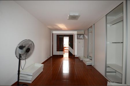 Quarto 1 Suite de casa de condomínio à venda com 4 quartos, 300m² em Vila Kosmos, Rio de Janeiro