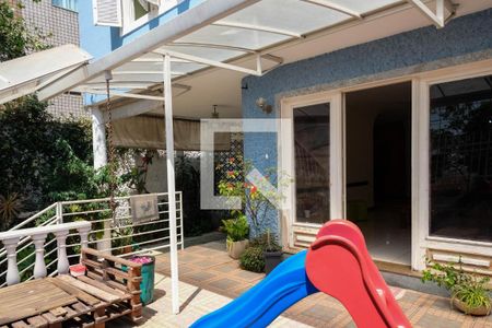 Casa à venda com 330m², 5 quartos e 2 vagasÁrea comum