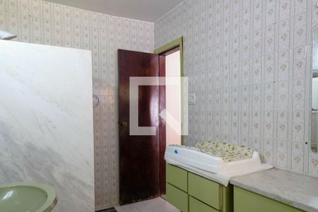 Casa à venda com 330m², 5 quartos e 2 vagasBanheiro