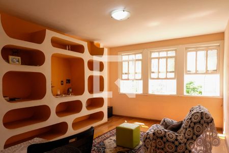 Casa à venda com 330m², 5 quartos e 2 vagasQuarto 2