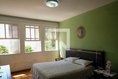 Casa à venda com 330m², 5 quartos e 2 vagasQuarto 1