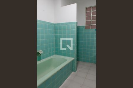 Apartamento para alugar com 150m², 3 quartos e sem vagaBanheiro