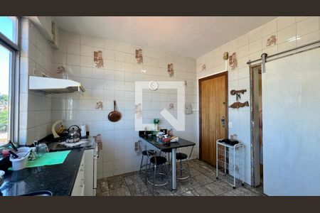 Apartamento à venda com 171m², 3 quartos e 1 vagaCozinha