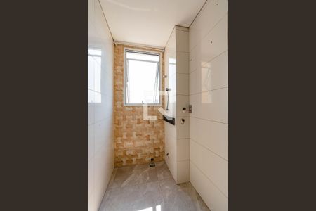 Apartamento para alugar com 47m², 2 quartos e 1 vaga Apartamento para alugar com 47m², 2 quartos e 1 vagaBanheiro