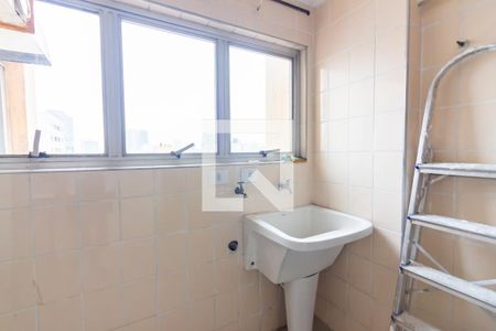 Apartamento à venda com 220m², 2 quartos e 2 vagas Apartamento à venda com 220m², 2 quartos e 2 vagasÁrea de Serviço