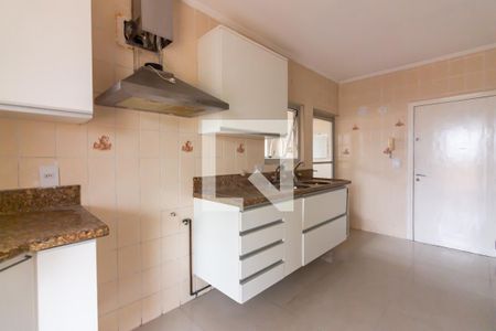 Apartamento à venda com 220m², 2 quartos e 2 vagas Apartamento à venda com 220m², 2 quartos e 2 vagasCozinha