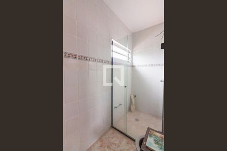 Apartamento à venda com 220m², 2 quartos e 2 vagas Apartamento à venda com 220m², 2 quartos e 2 vagasBanheiro da Suíte 2