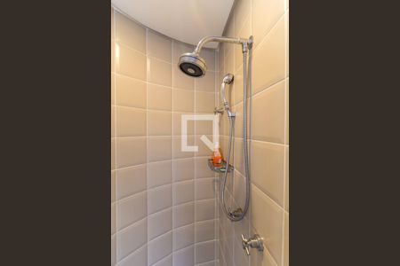 Apartamento à venda com 376m², 4 quartos e 6 vagasBanheiro da Suíte 2