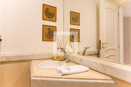 Apartamento à venda com 376m², 4 quartos e 6 vagasLavabo