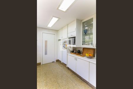 Apartamento à venda com 376m², 4 quartos e 6 vagasCozinha