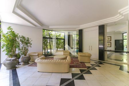 Apartamento à venda com 376m², 4 quartos e 6 vagasHall social