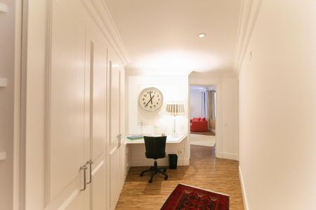 Apartamento à venda com 376m², 4 quartos e 6 vagasCorredor