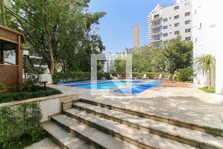 Apartamento à venda com 376m², 4 quartos e 6 vagasÁrea comum - Piscina