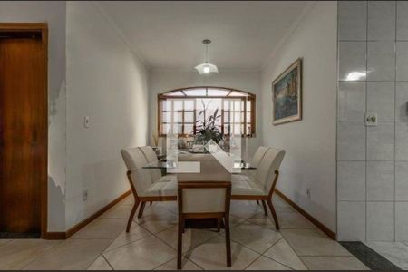 Casa para alugar com 3 quartos, 210m² em Parque da Figueira, Campinas