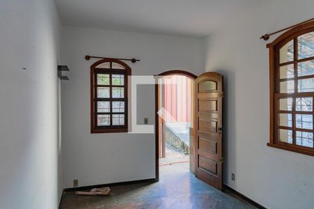 Sala de casa à venda com 4 quartos, 220m² em Floresta, Belo Horizonte