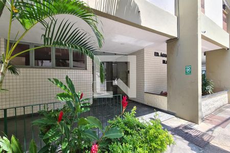 Apartamento à venda com 70m², 2 quartos e 1 vagaHall de Entrada