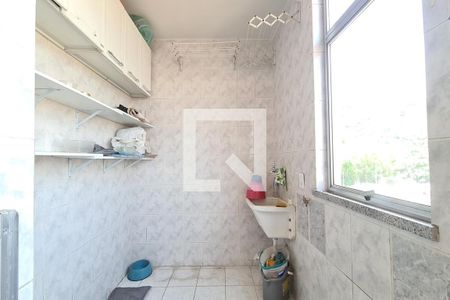 Apartamento à venda com 70m², 2 quartos e 1 vagaÁrea de Serviço