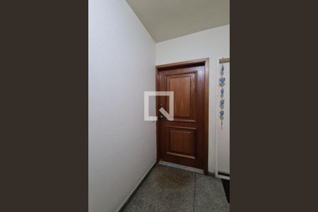 Apartamento à venda com 70m², 2 quartos e 1 vagaEntrada