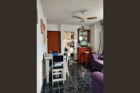Apartamento para alugar com 70m², 2 quartos e 2 vagasSala