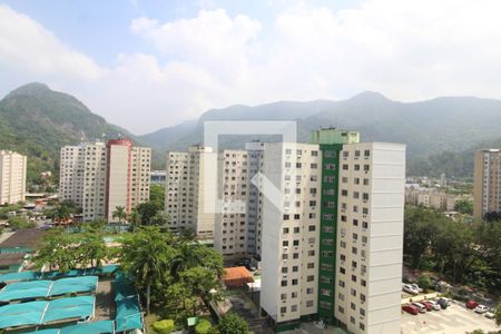 Vista da Sala de apartamento para alugar com 2 quartos, 70m² em Vargem Pequena, Rio de Janeiro