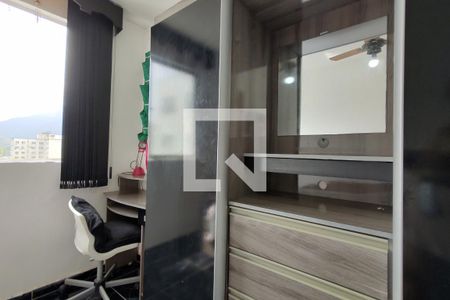 Apartamento para alugar com 70m², 2 quartos e 2 vagasQuarto 2 - Armários