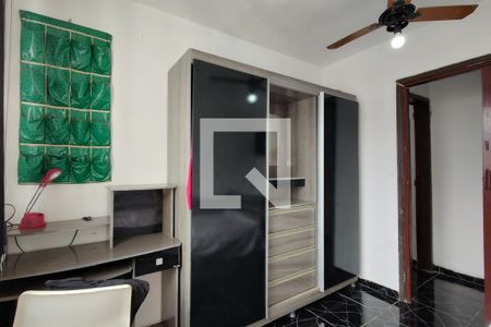 Apartamento para alugar com 70m², 2 quartos e 2 vagasQuarto 2 - Armários