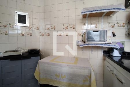 Apartamento para alugar com 70m², 2 quartos e 2 vagasCozinha - Armários
