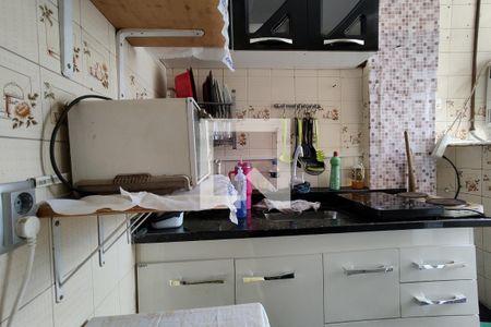 Apartamento para alugar com 70m², 2 quartos e 2 vagasCozinha - Armários