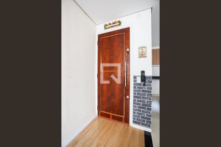 Sala - entrada de apartamento para alugar com 2 quartos, 40m² em Jardim Petrópolis, Cotia