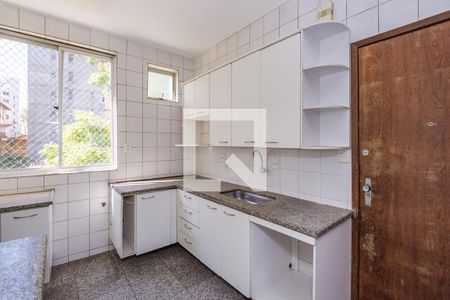 Apartamento à venda com 150m², 3 quartos e 2 vagasCozinha