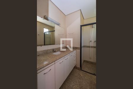 Apartamento à venda com 150m², 3 quartos e 2 vagasBanheiro da Suíte