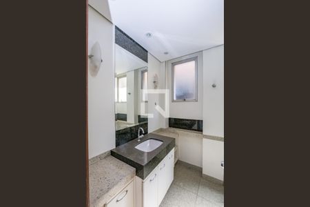 Apartamento à venda com 150m², 3 quartos e 2 vagasBanheiro Social