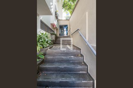 Apartamento à venda com 150m², 3 quartos e 2 vagasEntrada