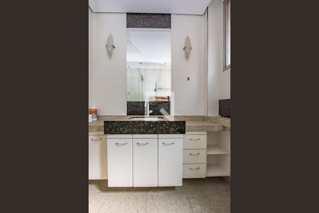 Apartamento à venda com 150m², 3 quartos e 2 vagasBanheiro Social