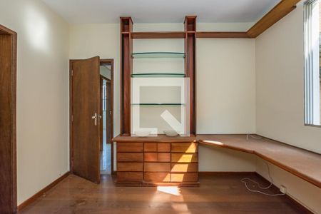 Apartamento à venda com 150m², 3 quartos e 2 vagasQuarto 3