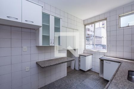 Apartamento à venda com 150m², 3 quartos e 2 vagasCozinha