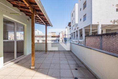 Apartamento à venda com 150m², 3 quartos e 2 vagasVaranda