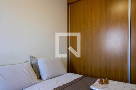 Quarto 1 de apartamento à venda com 2 quartos, 60m² em Santa Cruz, Belo Horizonte