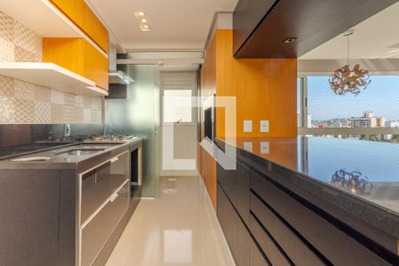 Cozinha e Área de Serviço de apartamento à venda com 3 quartos, 80m² em Petrópolis, Porto Alegre