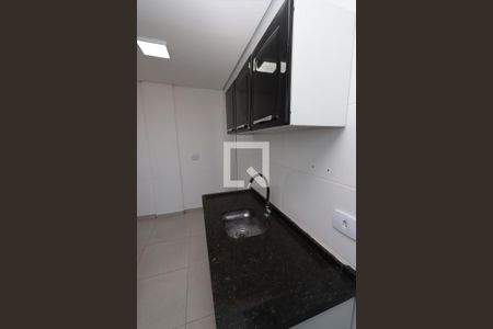 Apartamento à venda com 31m², 1 quarto e 1 vaga Apartamento à venda com 31m², 1 quarto e 1 vagaCozinha e Área de Serviço