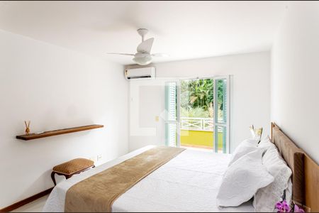 Casa de condomínio à venda com 850m², 4 quartos e 4 vagas Casa de condomínio à venda com 850m², 4 quartos e 4 vagasSuíte master