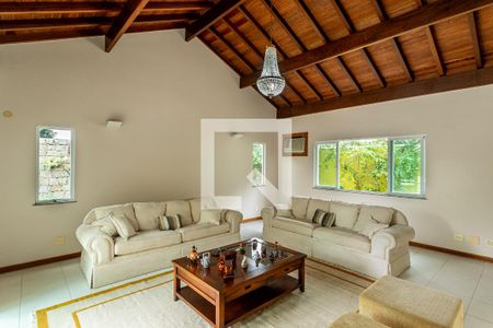 Sala de casa de condomínio à venda com 4 quartos, 850m² em Jacarepaguá, Rio de Janeiro