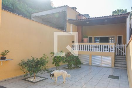 Casa à venda com 248m², 3 quartos e 2 vagasQuintal