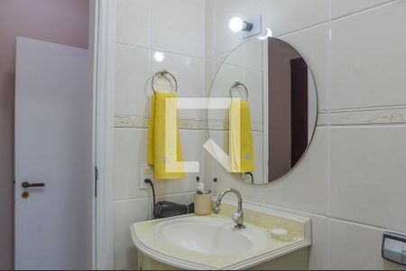 Casa à venda com 248m², 3 quartos e 2 vagasBanheiro da Suíte