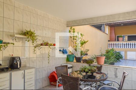 Casa à venda com 248m², 3 quartos e 2 vagasÁrea de Serviço