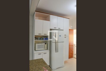 Casa à venda com 248m², 3 quartos e 2 vagasCozinha