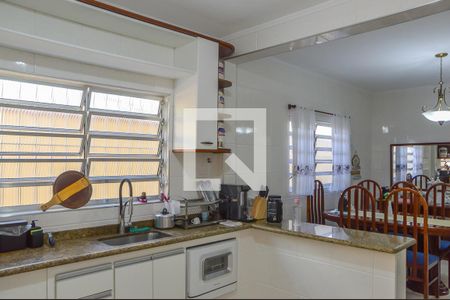 Casa à venda com 248m², 3 quartos e 2 vagasCozinha