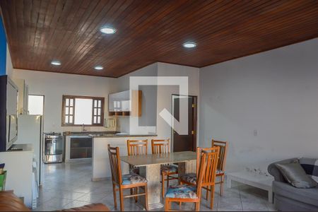 Casa à venda com 248m², 3 quartos e 2 vagas Salão de festas