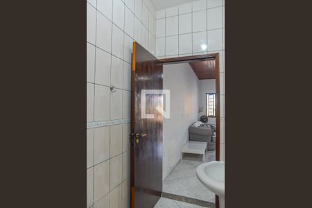 Casa à venda com 248m², 3 quartos e 2 vagasBanheiro de serviço