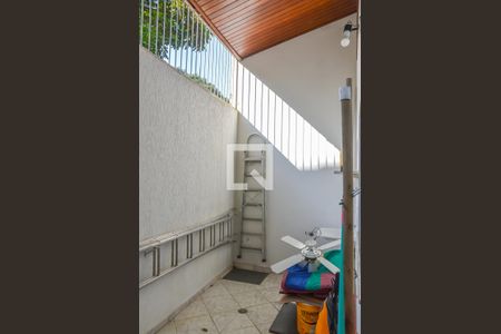 Casa à venda com 248m², 3 quartos e 2 vagasÁrea de Serviço 2